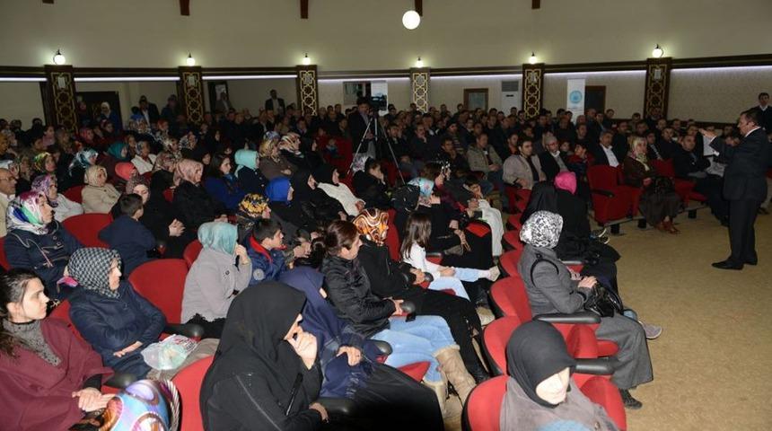 İnegöl Belediyesi'nden Aile Içi Iletişim Semineri