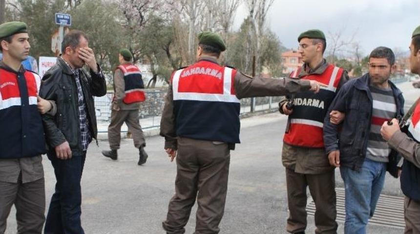 Mazot Hırsızları Jandarmadan Ka&ccedil;amadı