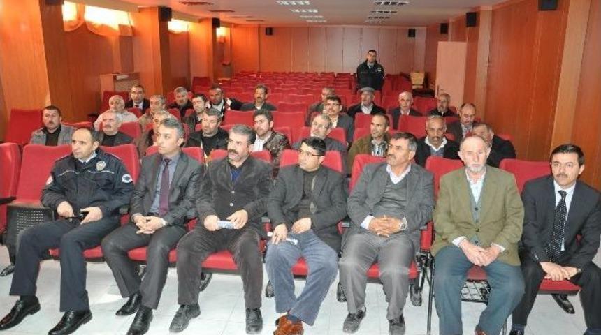 Yerk&ouml;y&rsquo;de Okul Servis Şof&ouml;rlerine Davranış Ve Trafik Eğitimi Verildi