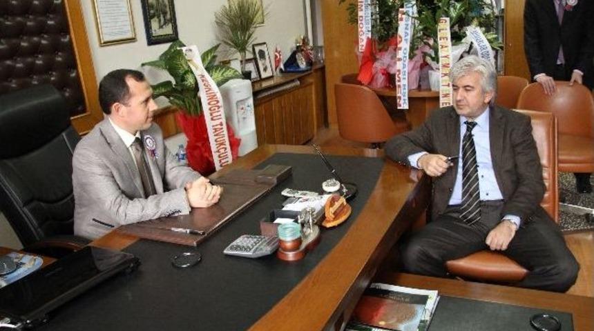 Ak Parti'den Akhisar Vergi Dairesi'ne Ziyaret