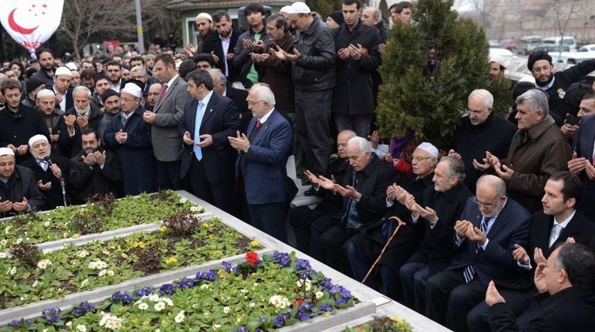 Necmettin Erbakan Dualarla Anıldı