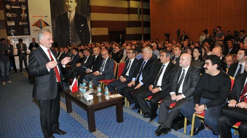 &Ccedil;alışanı &Ouml;rnek Oldu, THY Hastalanan Yolcusuna Sahip &Ccedil;ıkacak