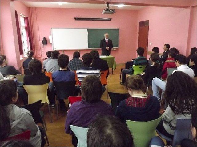 Yalvarıcı, Cemil Meriç Sosyal Bilimler Lisesi'ne Konuk Oldu