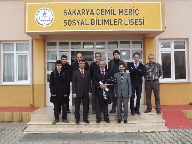 Yalvarıcı, Cemil Meriç Sosyal Bilimler Lisesi'ne Konuk Oldu