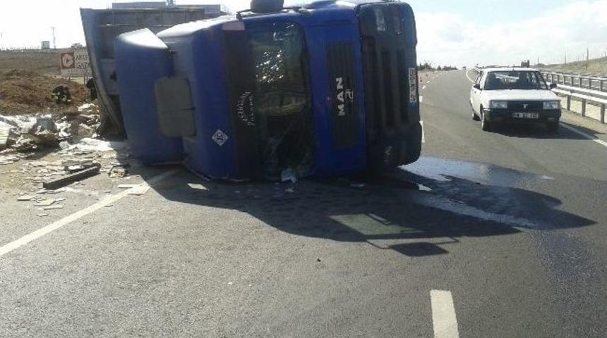 Kırıkkale'de Trafik Kazası: 2 Yaralı