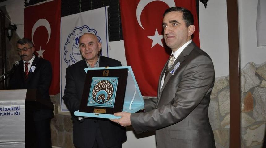 Amasya'da Vergi Rekortmenleri Ödüllendirildi
