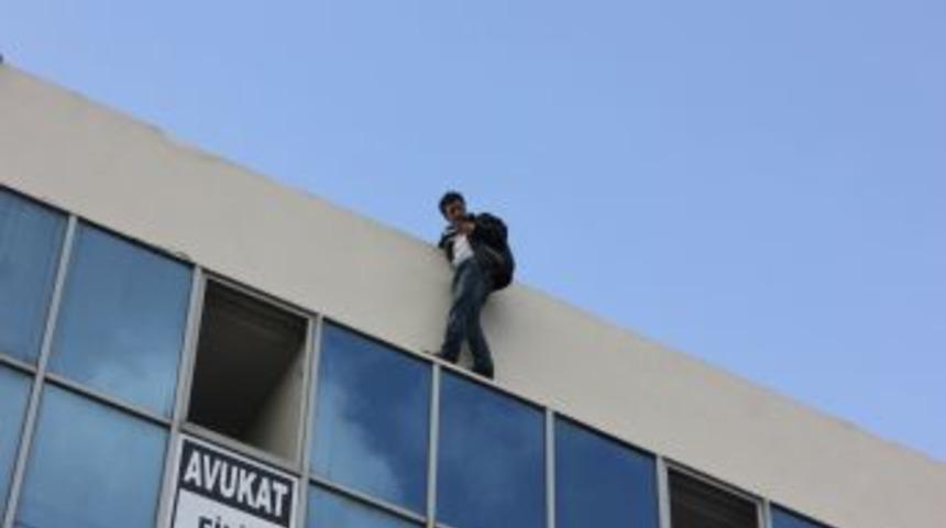 İkinci Kez Belediyenin &Ccedil;atısına &Ccedil;ıktı