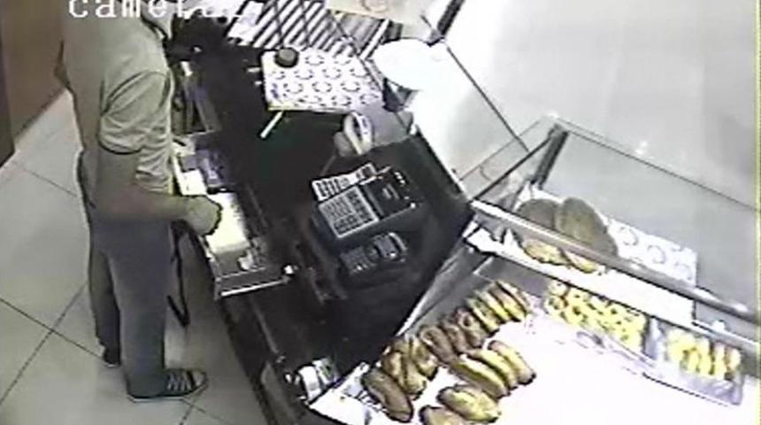 Sabah işe girdi, akşam t&uuml;m hasılatı &ccedil;aldı