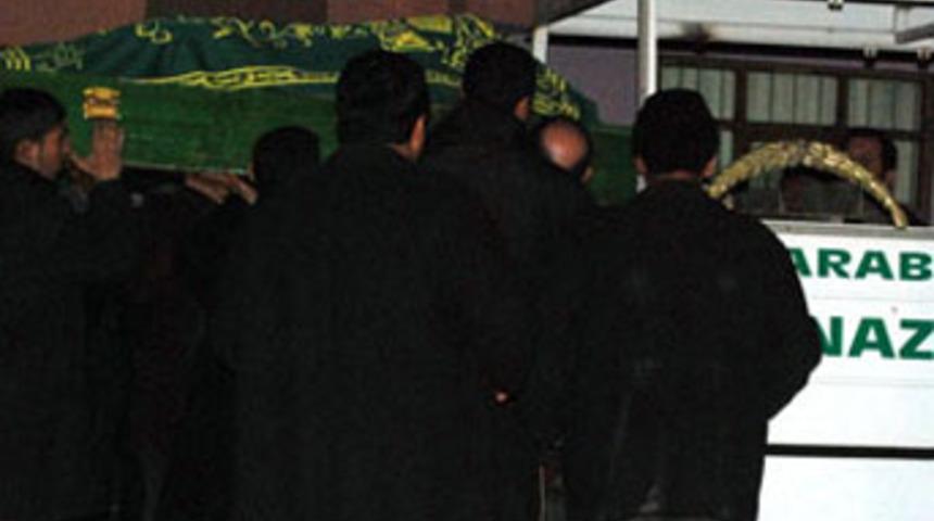 Boru bacadan ayrıldı, &ouml;ld&uuml;rd&uuml;