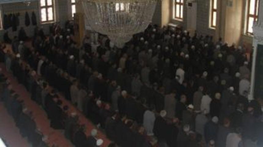 Necmettin Erbakan İ&ccedil;in Mevlid Okutuldu