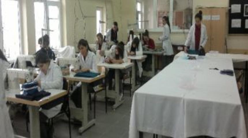 Karasu Kız Teknik Ve Meslek Lisesi İkinci Kez Romanya Yolcusu