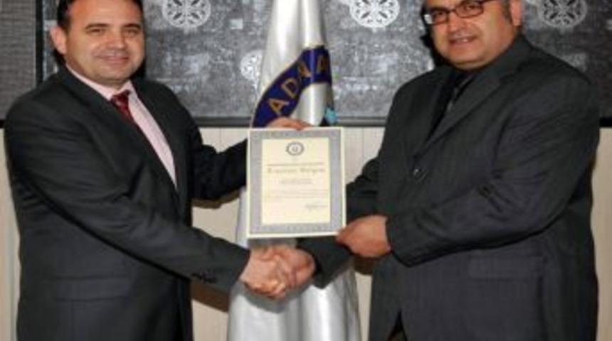 Ad&uuml;&rsquo;de Ayın Elemanı Belli Oldu