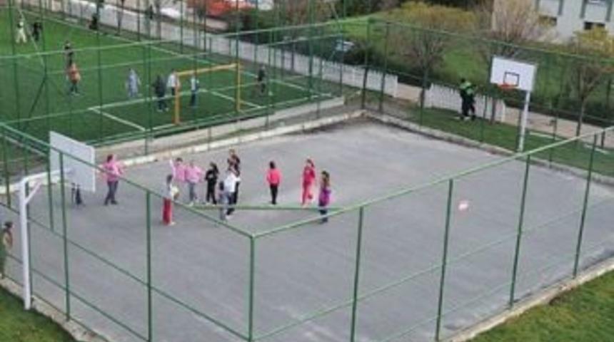 Başiskele&rsquo;de yeni spor sahaları