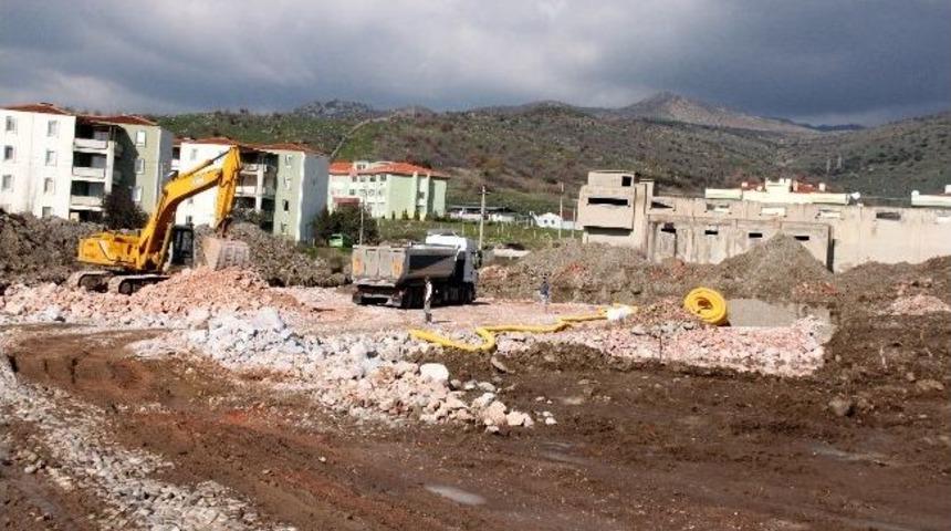 Bergama Belediyesi, Spor Alanındaki Yatırımlarını S&uuml;rd&uuml;r&uuml;yor