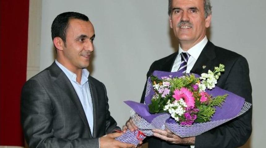 "bursa&acute;yı Tecr&uuml;beyle Y&ouml;netiyoruz"