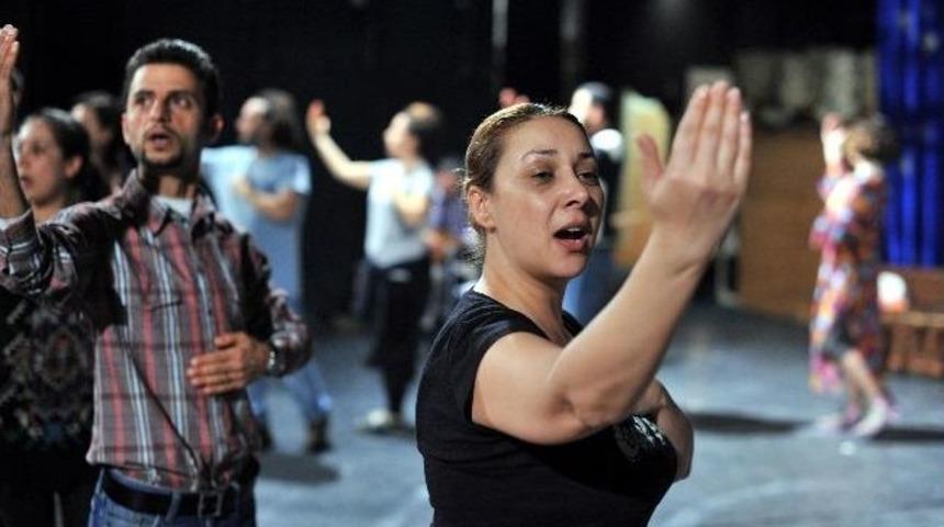 Adt’den Dünya Prömiyeri