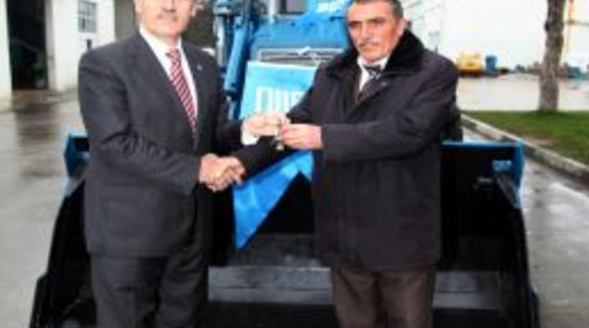 Bursa&rsquo;dan Ardahan Belediyesine Iş Makinesi Yardımı