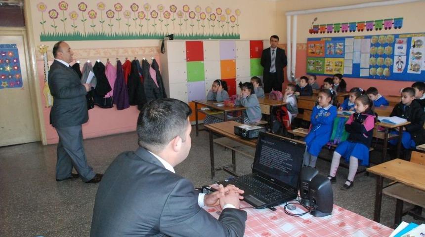 Aydıncık'ta Öğrencilere Verginin Önemi Anlatıldı