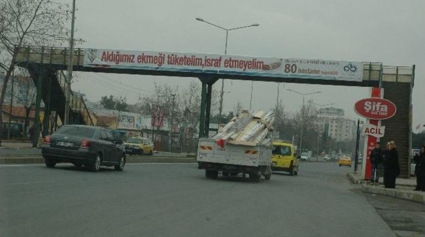 Tmo`nun Afişleri &Uuml;st Ge&ccedil;itlerde