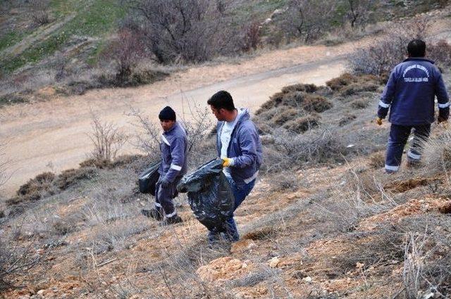 Gümüşhane Belediyesinden Çevre Temizliği Çalışması