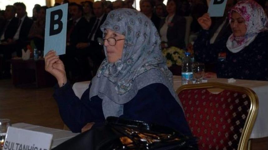 Kadın &Ccedil;ift&ccedil;iler Bilgileriyle Yarıştı