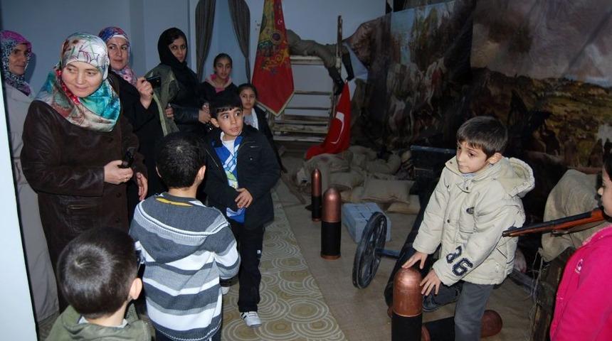 &Ouml;zel İrfan'da &Ccedil;anakkale Etkinliği