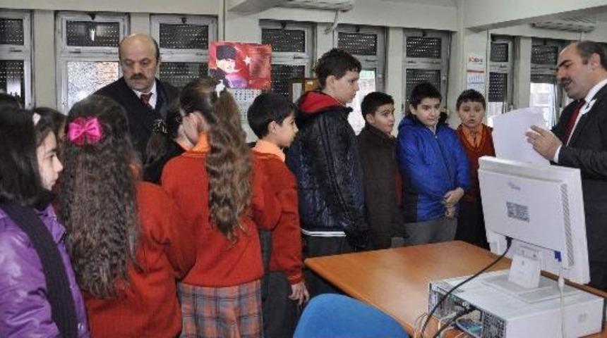 &Ouml;ğrencilerden, Zonguldak Vergi Dairesine Ziyaret