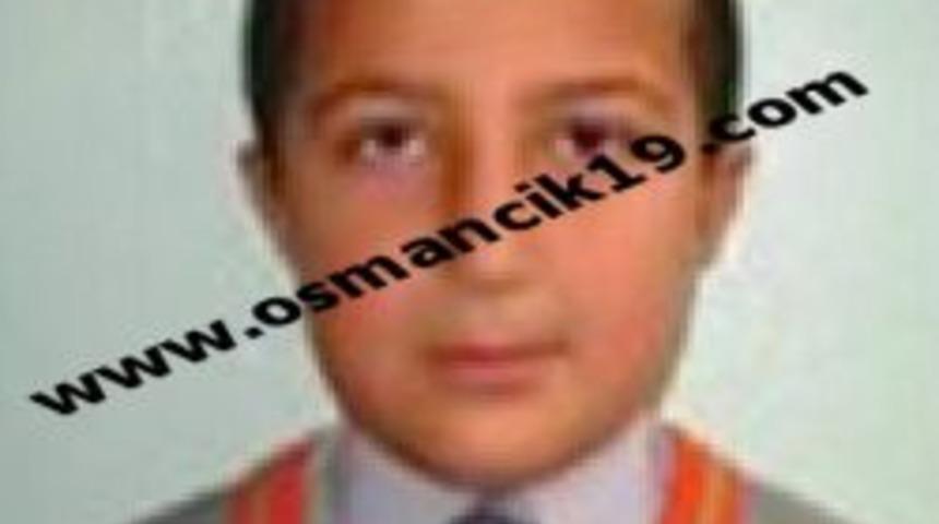 Kamyonun &ccedil;arptığı &ouml;ğrenci kurtarılamadı