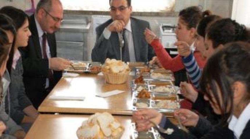 Tunceli Vali Yardımcısı Yonsuz, Okulları Denetledi