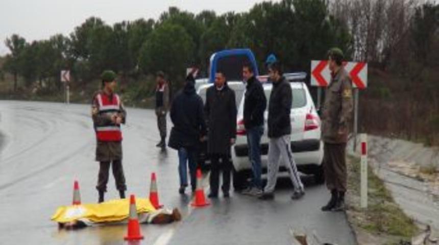 Astsubay ceset başında b&ouml;yle şakalaştı!