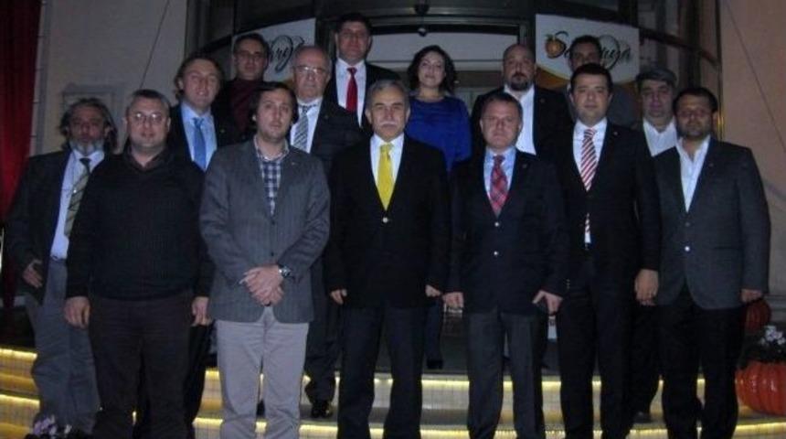 Vali B&uuml;y&uuml;k Sasiad&rsquo;ın Onur Konuğu Oldu