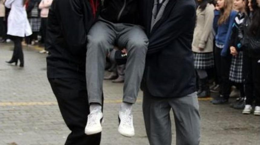 Yardım &Ccedil;ığlıkları Ger&ccedil;eğini Aratmadı