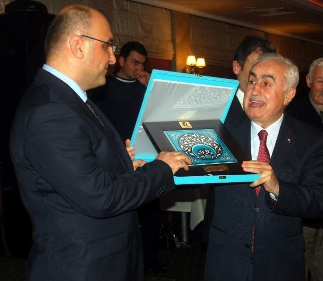 Giresun&rdquo;da Vergi Rekortmenleri &Ouml;d&uuml;llerini Aldı