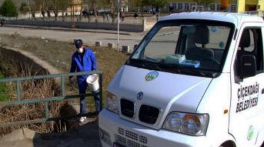 &Ccedil;i&ccedil;ekdağı Belediyesi, Haşerelere Karşı Ila&ccedil;lama &Ccedil;alışmalarına Başladı