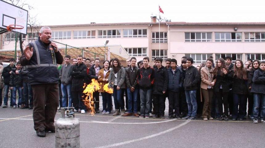 Mithat Paşa Lisesi&rsquo;nde Yangın Tatbikatı