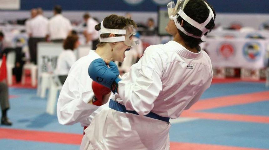 Karatenin Yıldızları İzmir&rsquo;de Parlayacak