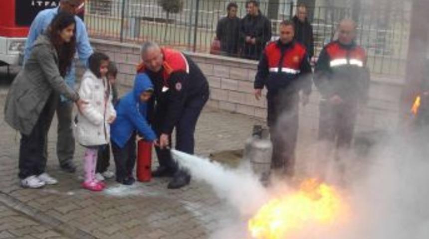 Anaokulu &Ouml;ğrencileri, Yaygın Tatbikatında Mahalleliyi Ayağa Kaldırdı