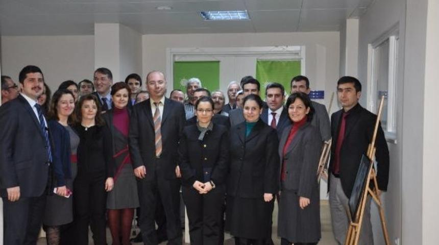 Bursa Kent Konseyi Kamu Binalarını Fotoğraflarla S&uuml;sl&uuml;yor