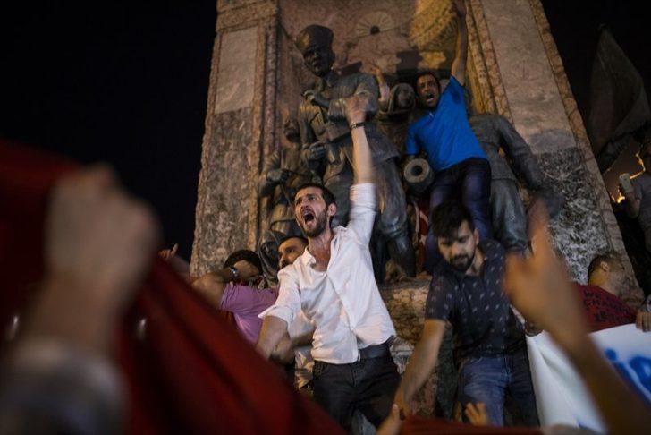 Türkiye'nin en uzun gecesi: Fotoğraflarla 15 Temmuz  G4