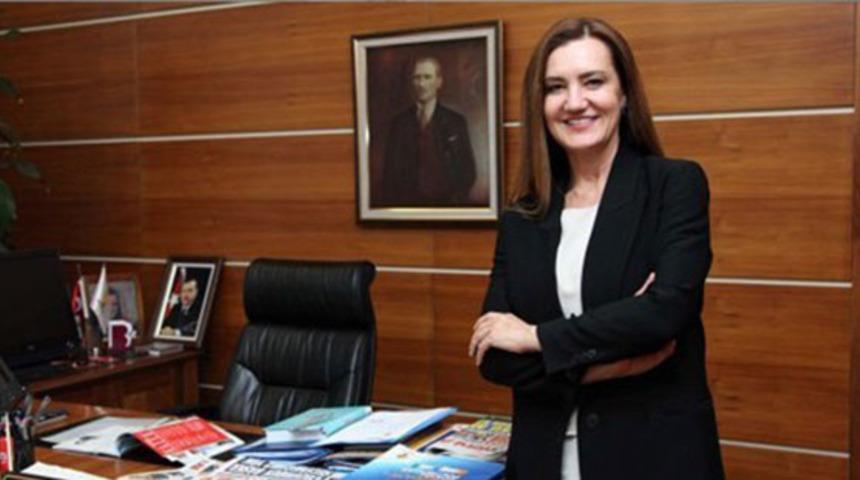 İzmir Dokuz Eylül Üniversitesi yeni rektörü Prof. Dr. Nükhet Hotar kimdir?