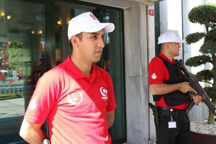 İBB Güvenlik görevlileri 15 Temmuz temalı forma giydi  G3