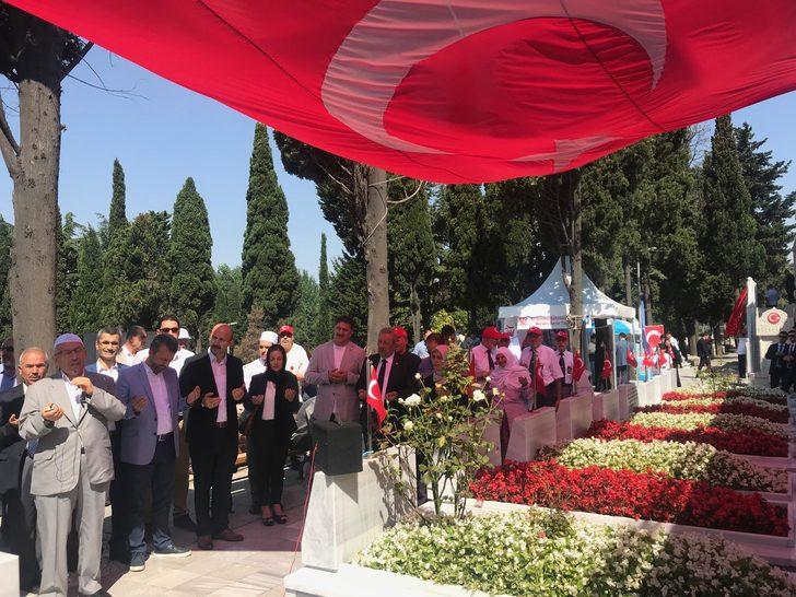 Edirnekapı'daki 15 Temmuz Şehitliği'ne ziyaretler başladı  G2