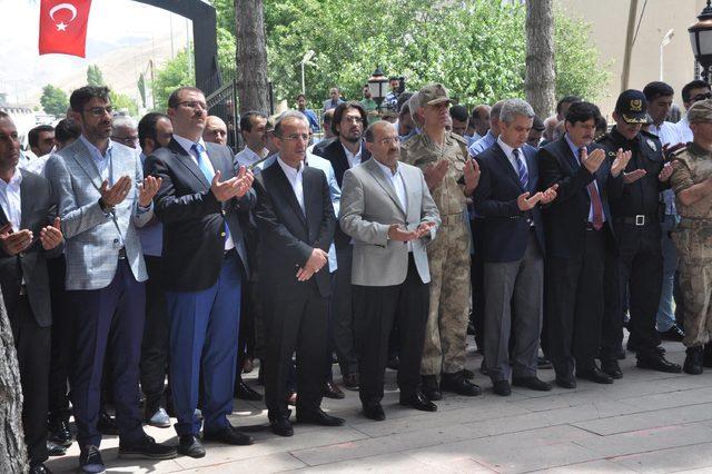 Bitlis'te,15 Temmuz şehitleri için anma programı