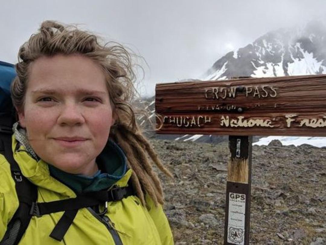 Dağda mahsur kalan kadını aramaya gittiklerinde g&ouml;rd&uuml;kleri şoke etti! 