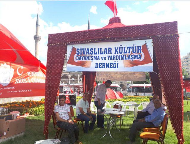 Kayseri'de 'Demokrasi nöbeti'