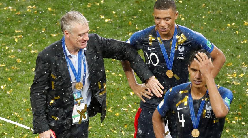 Fransızlar D&uuml;nya Kupası şampiyonluğunu değerlendirdi