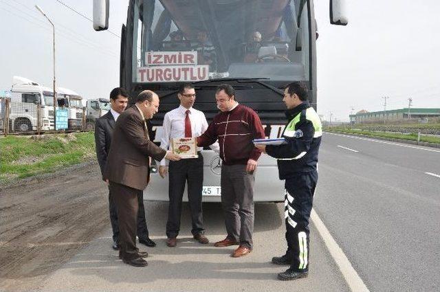 Ceza Kesmek Yerine, Mesir Macunu İkram Ettiler