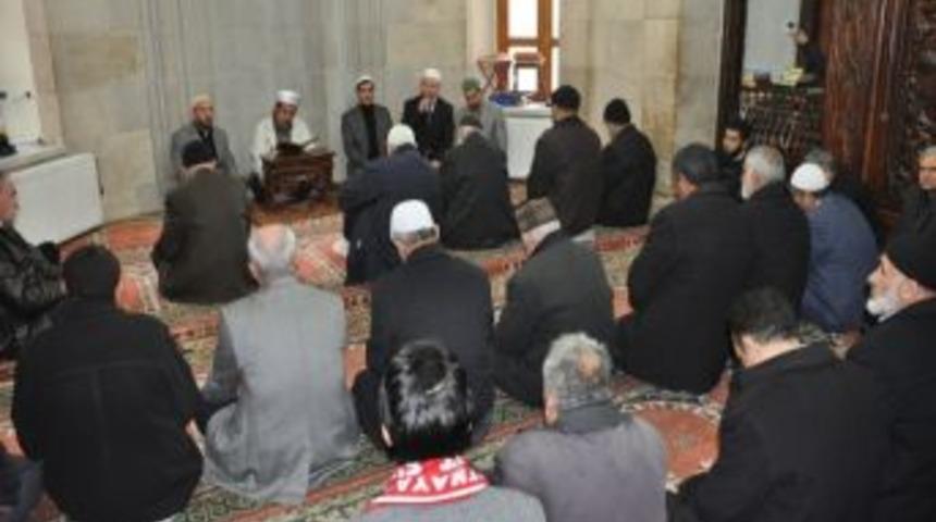 Necmettin Erbakan İ&ccedil;in Mevlit