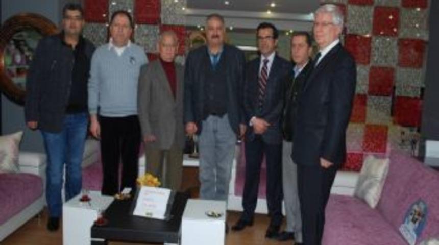 Zaroğlu Ailesinden, Fak&uuml;lte Binası İ&ccedil;in 25 Bin Lira Destek