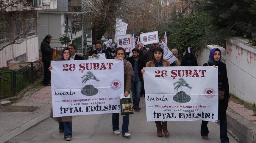 Mazlumder: Demirel Yargı &Ouml;n&uuml;ne &Ccedil;ıkmadan 28 Şubat'tan Aklanamaz